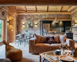 Charmante ferme rénovée pour 10 avec sauna à La Giettaz