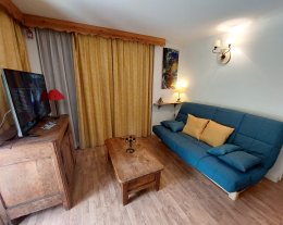 Les Chalets de la Vanoise n°002 avec terrasse-jardin, 32 m2,  2*,  à 250m des pistes et commerces