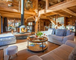 Splendide chalet avec jacuzzi proche village et pistes