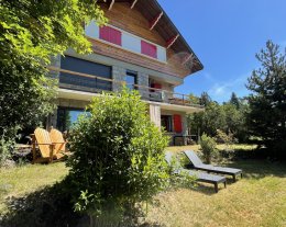CHALET CENTRE STATION FONT ROMEU 10-12 PERSONNES
