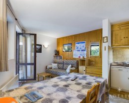 T2 à 80m des pistes avec parking, exposition SudNord Est