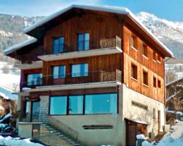 Arpian Valmorel - Chalet de 450m2 avec bain nordique et family room