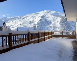 Cocon haut de gamme au coeur de la station 1800m- grande terrasse- 50m des pistes
