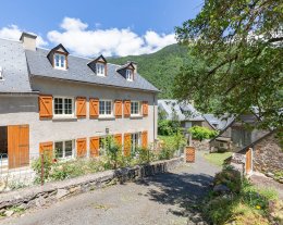 Maison 10 personnes Wifi 5 minutes de Loudenvielle