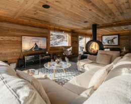Somptueux chalet pour 14 avec sauna, terrasse et piscine