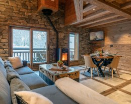 Maison pour 4 avec balcons donnant sur le massif des Écrins