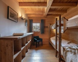 Spacieux chalet pour 15 à Combloux avec sauna et terrasse