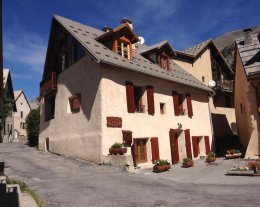 L'AYA *** : terrasse plein Sud, face au glacier
