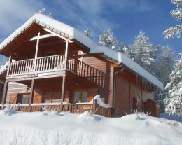CHALET LUXE LE MESLAY  SAUNA/WIFI/NETFLIX-RECOMMANDE par anciens locataires-PROCHE CENTRE BIEN ETRE O'DYCEA
